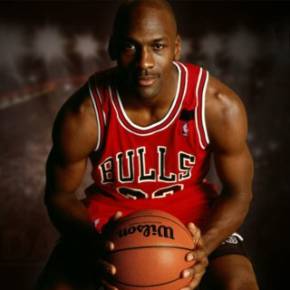 尽管他在场 尽管他在场