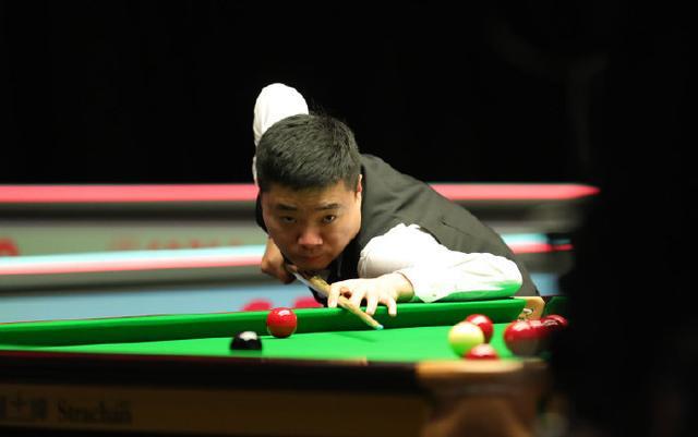 对球队竞技 对球队竞技